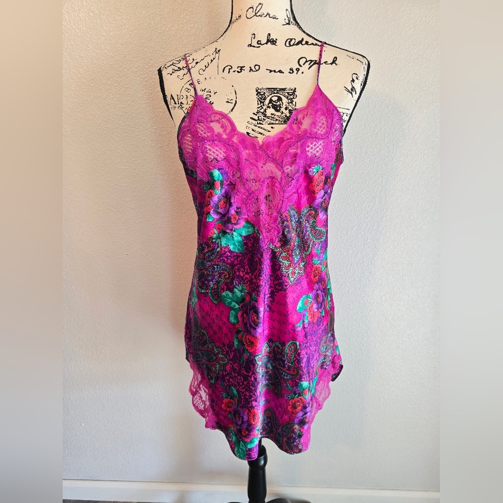 Vtg Victoria's Secret gold label Floral Paisley Satin Lace Slip dress Medium